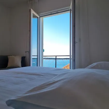 Lonza Apartament